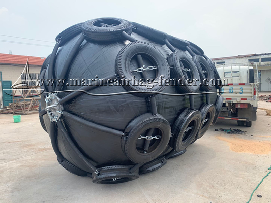 Dia 0.3m-4.5m เรือ พนูเมติกยาง Fender สําหรับการใช้งานทางทะเล