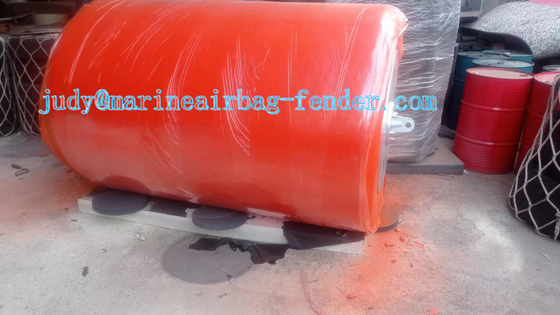 ความหนาแน่น 30-120Kg/m3 EVA Foam Fender ด้วยเครือข่ายเครือข่ายยางและวัสดุภายนอก Polyurea